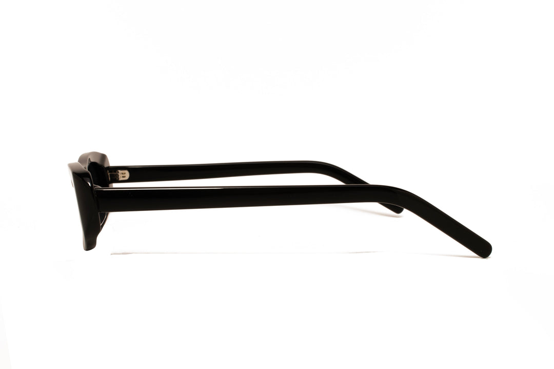BLAIR black / grey polarized cat-eye sunglasses, side view